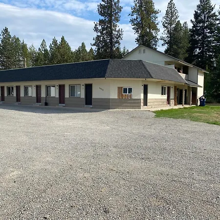 The Silverwood Lodge